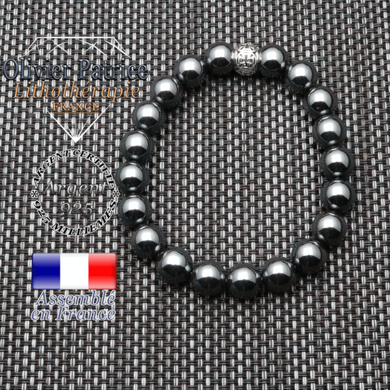 bracelet homme en pierre naturelle en hematite  de 10mm et sa tete de mort en argent 925 de 10mm