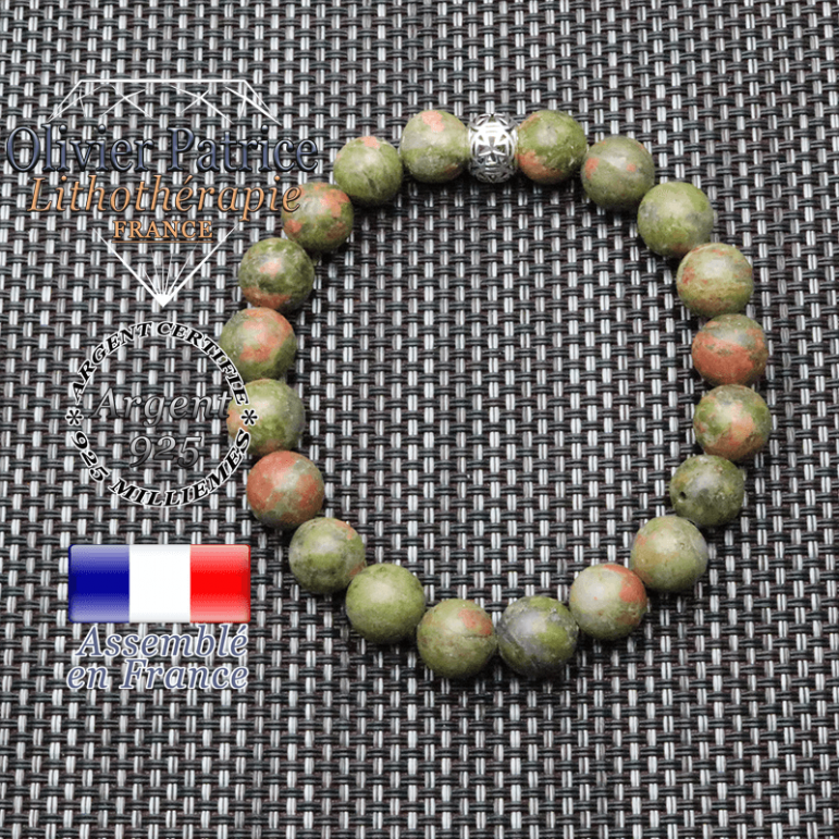 bracelet homme en pierre naturelle en unakite de 10mm et sa tete de mort en argent 925 de 10mm
